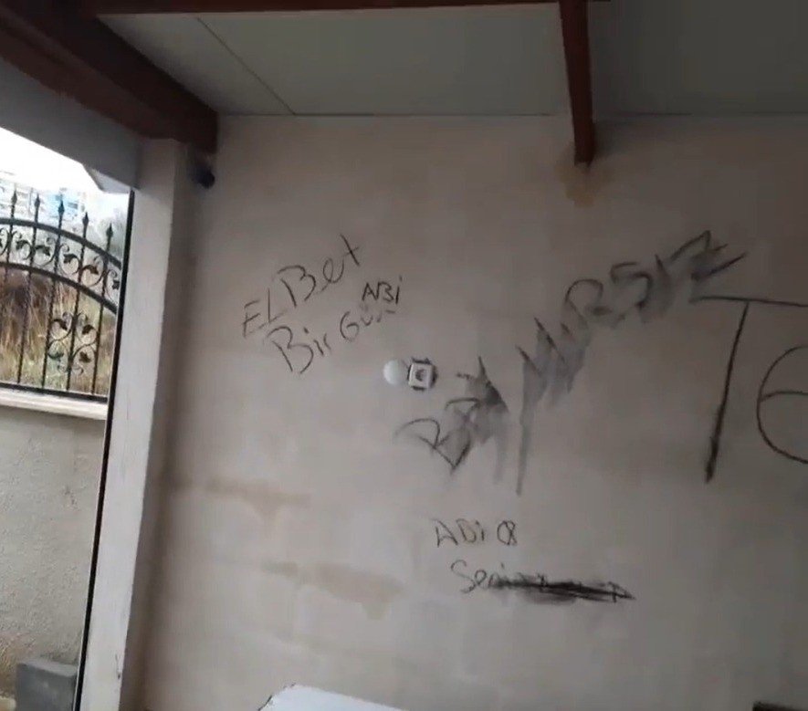 Kuşadası’nda hırsızların pişkinliği pes’ dedirtti