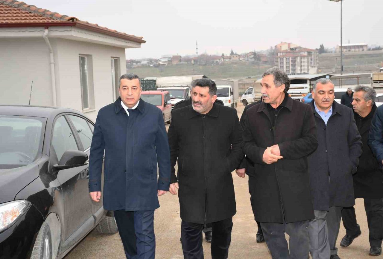 Başkan Özcan, yetiştiricilerin sorunlarını dinledi