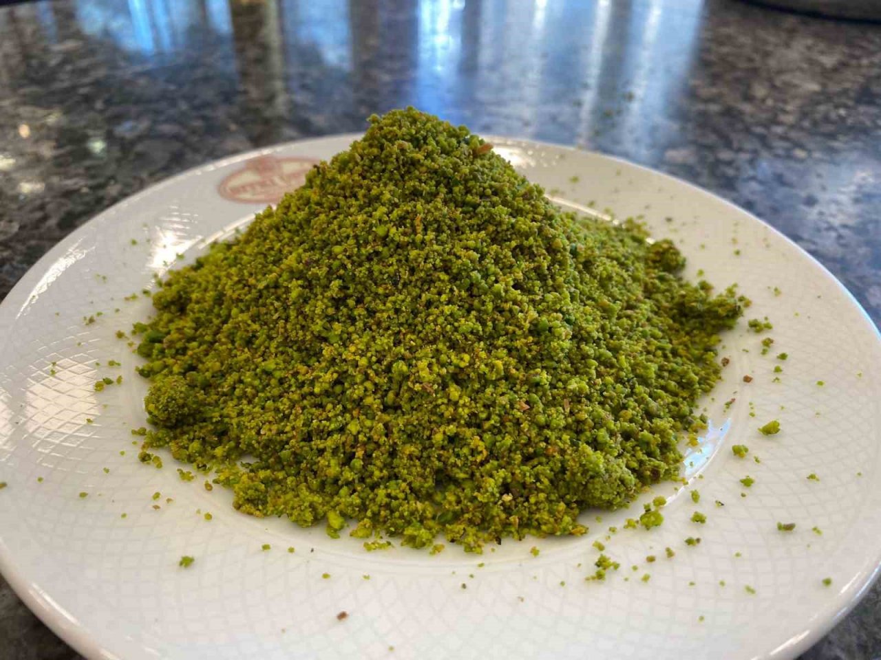 Stokçular yeşil altına dönüştürdü, onlar da fındıklısını üretti