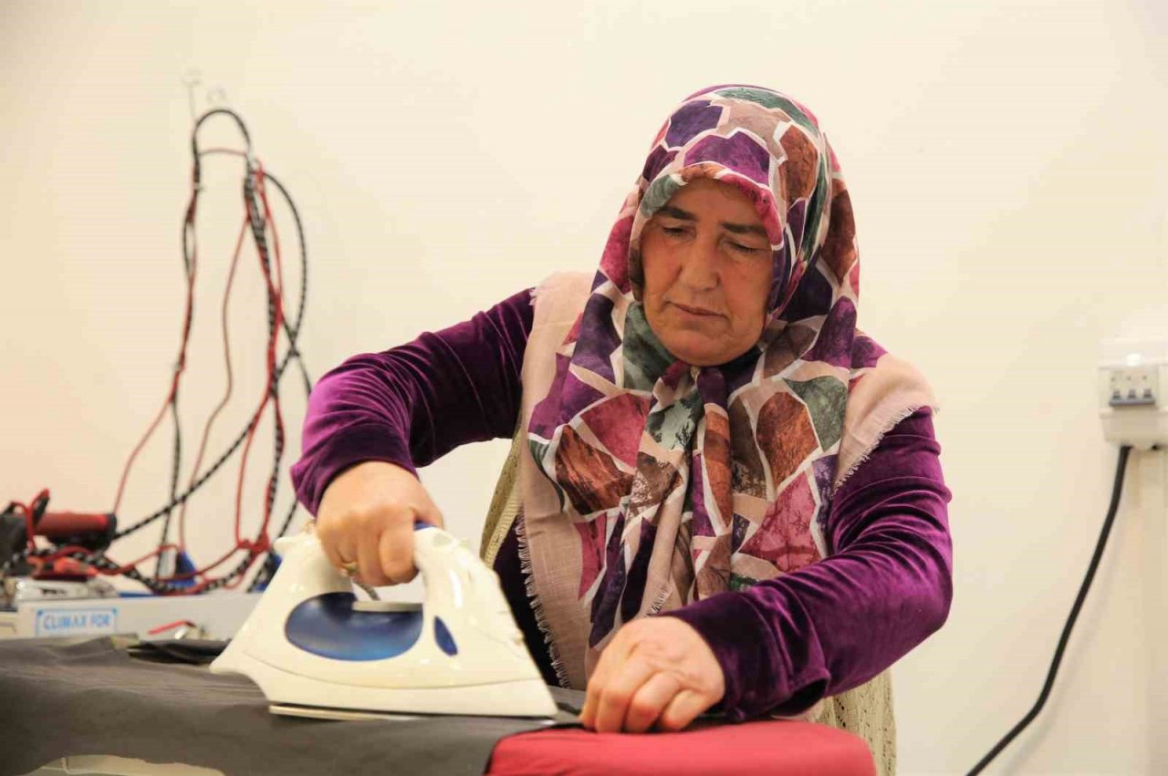 Kadınlar zamanını üretimle değerlendiriyor