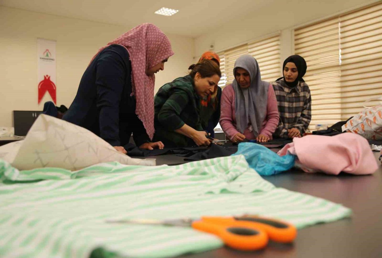 Kadınlar zamanını üretimle değerlendiriyor