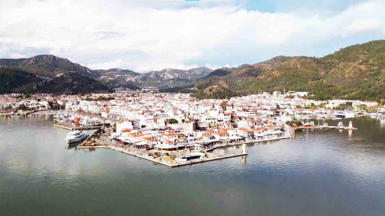 Marmaris körfezi normalle döndü