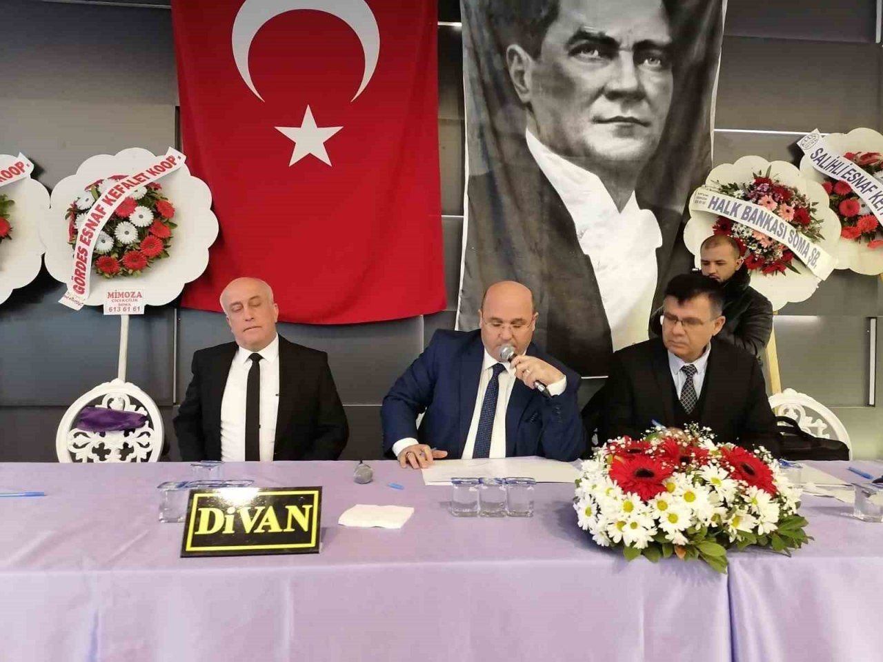 37 yıllık başkan güvenoyu aldı