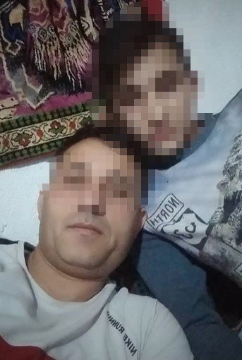 Annesini öldüren çocuk ve azmettirici olduğu iddia edilen babanın yargılandığı davada duruşma ertelendi