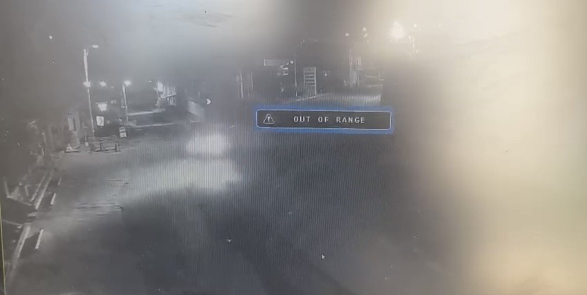 Bursa’da kontrolden çıkan tır kazası kameraya yansıdı