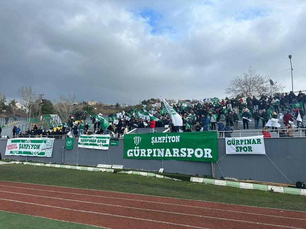 Gürpınar Spor Kulübü’nden 5 bin kişilik kutlama