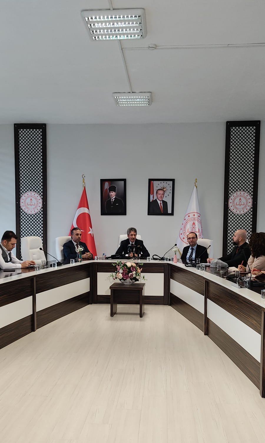 İstanbul İl Milli Eğitim Müdürü Yazıcı, “3, 4, 5 yaşlarındaki anaokulu öğrencileri 6 Şubat itibariyle okullarda 1 öğün ücretsiz yemek yiyebilecek”