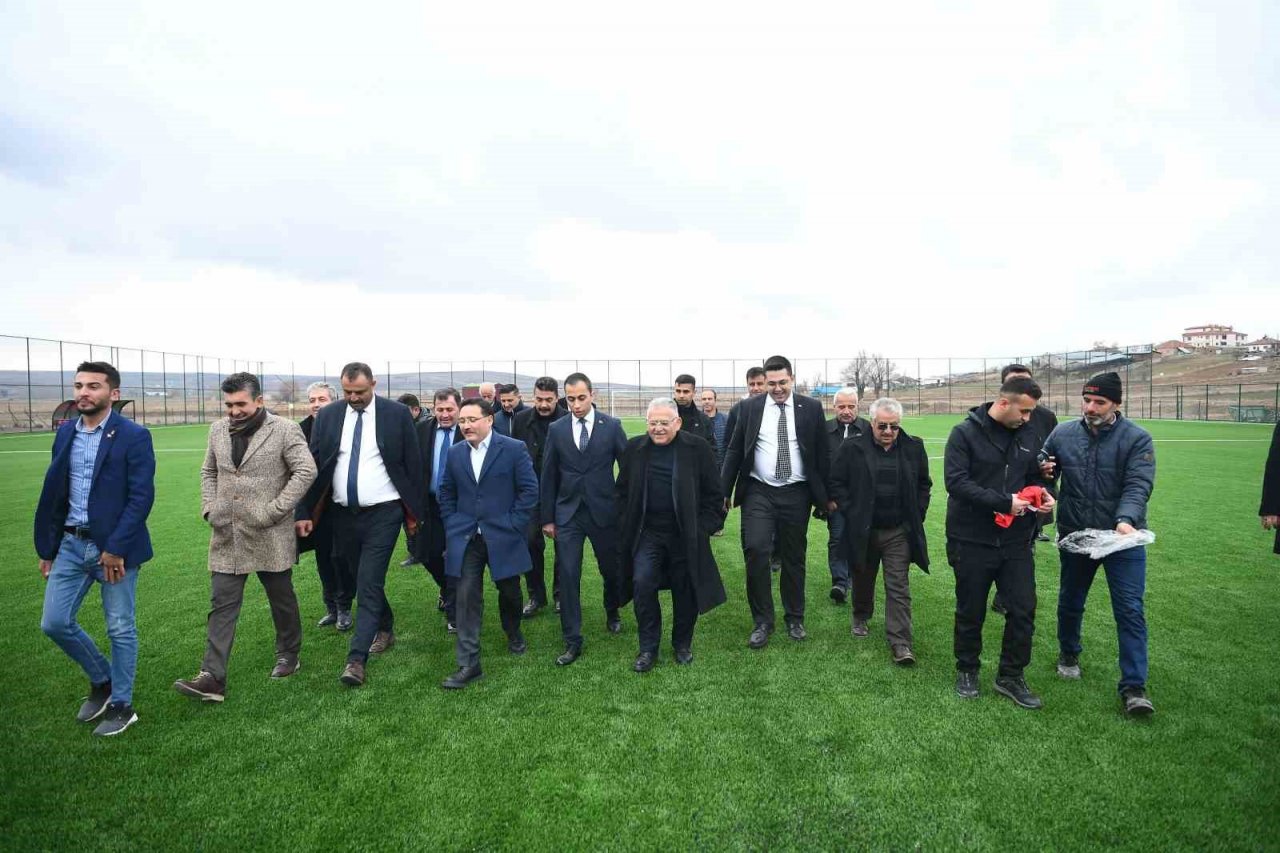 Başkan Büyükkılıç İle Vali Çiçek’ten Sarıoğlan’a ‘yatırım’ çıkarması