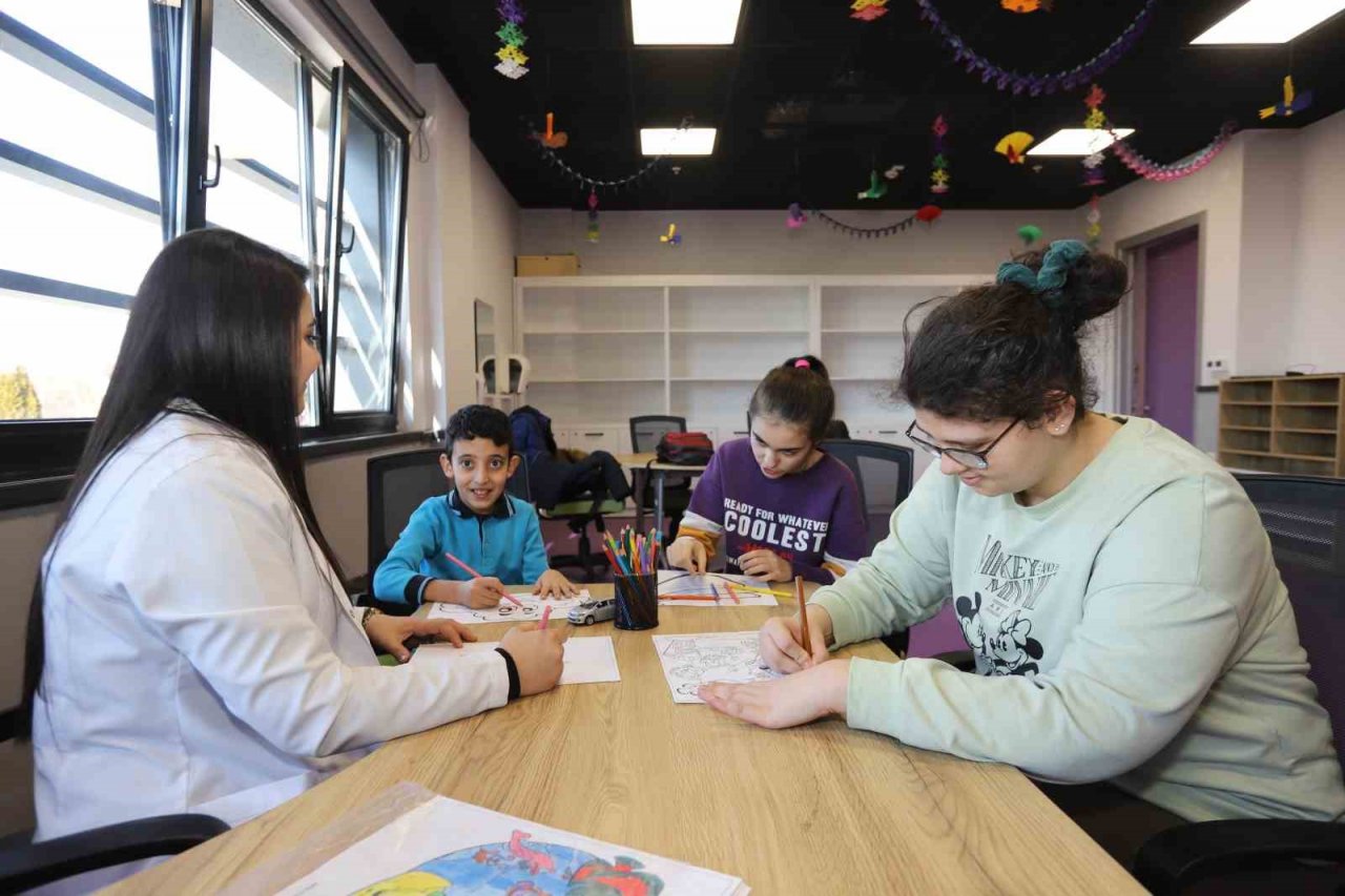 Büyükşehir’in Engelsiz Yaşam Merkezi’nde yüzler gülüyor