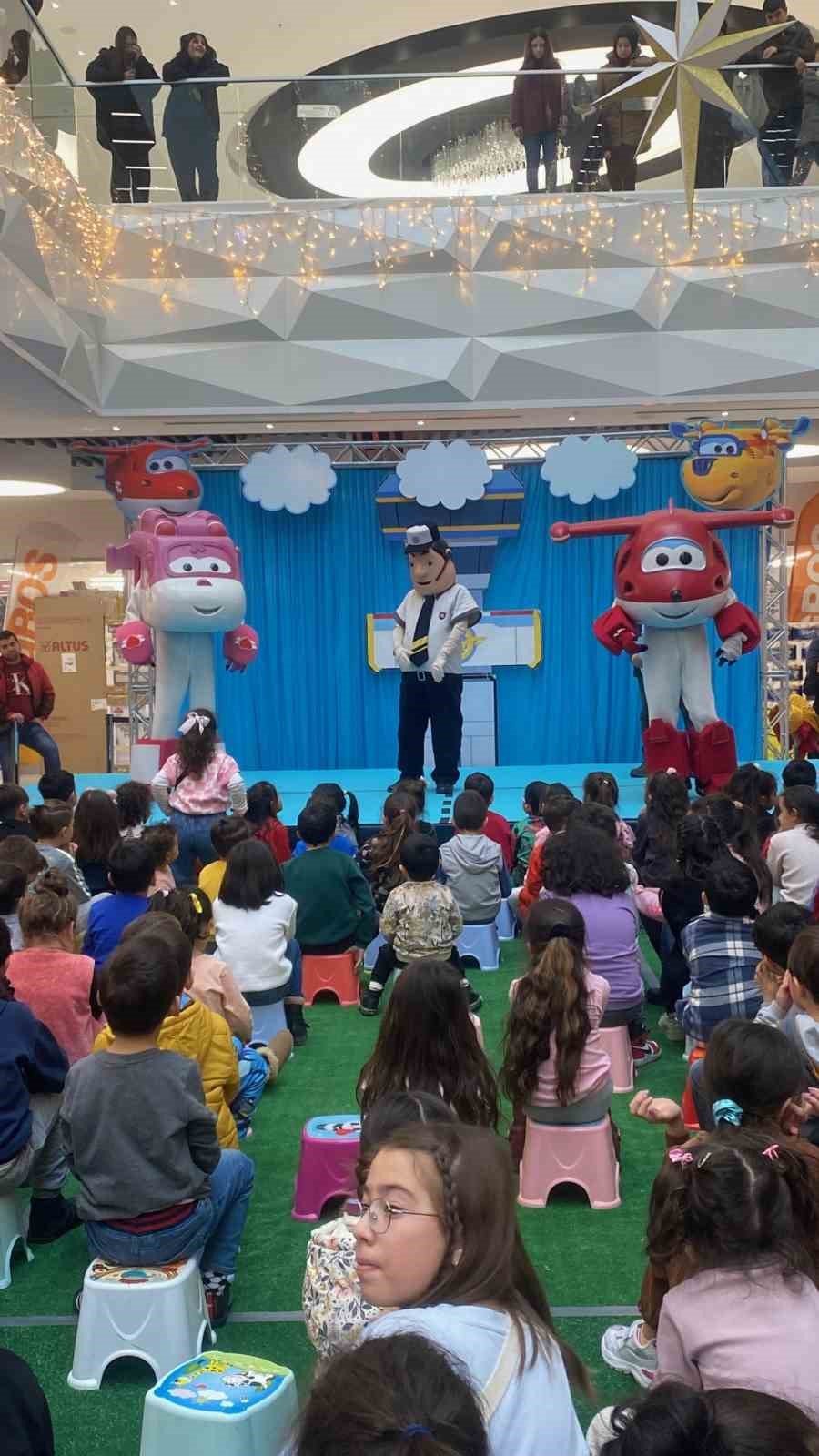 Harika Kanatlar Tuna Life Center’da sahne aldı