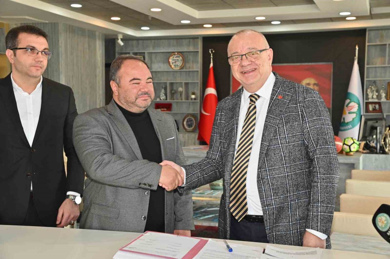 Manisa Büyükşehir ve MASKİ’de kadrolu işçilere yüzde 99.96 zam