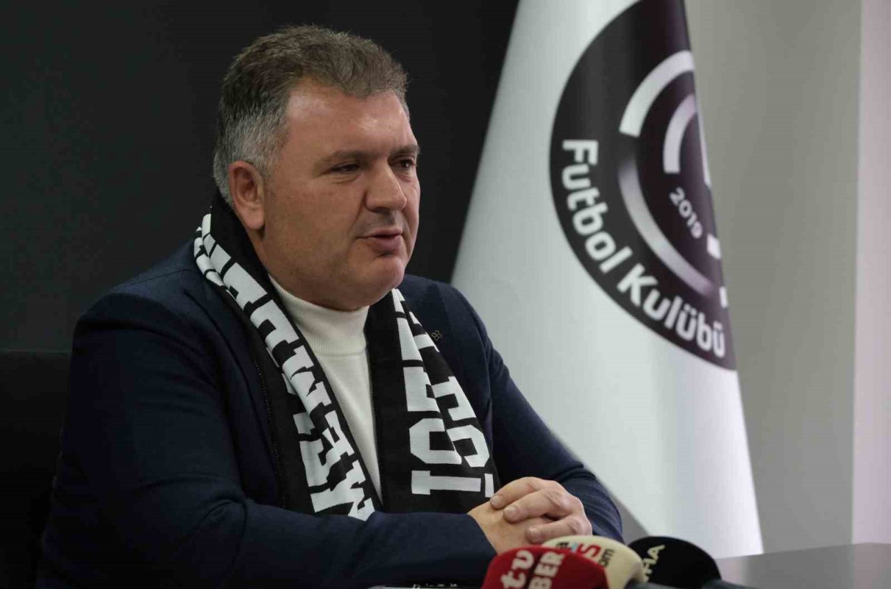 Manisa FK, Teknik Direktör Yalçın Koşukavak ile sözleşme imzaladı