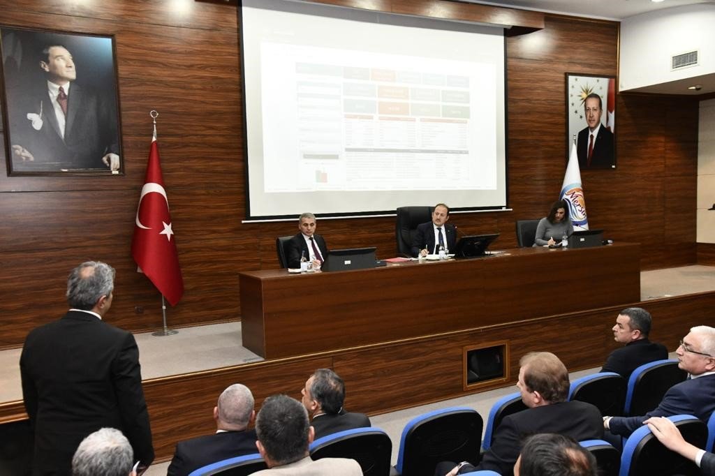 Vali Pehlivan: "Mersin’de 2022 yılında 726 projeye yürütüldü"