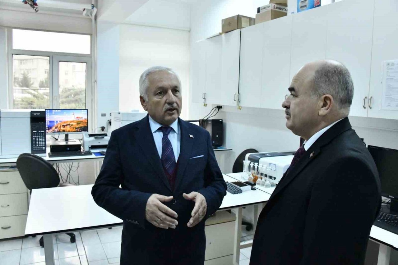 Samsun’da analiz laboratuvarı açıldı: Artık yaş sebze-meyveler Mersin’e gitmeyecek