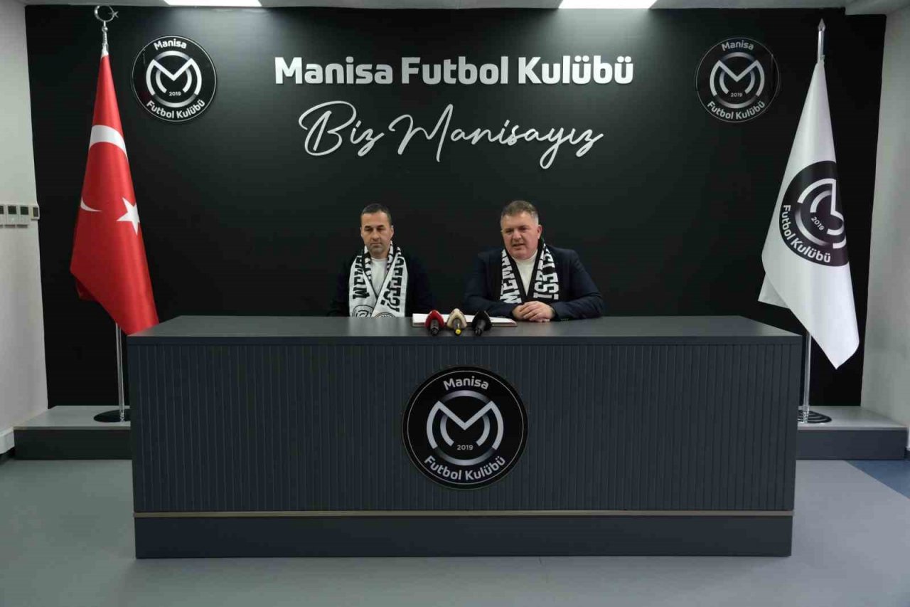 Manisa FK, Teknik Direktör Yalçın Koşukavak ile sözleşme imzaladı