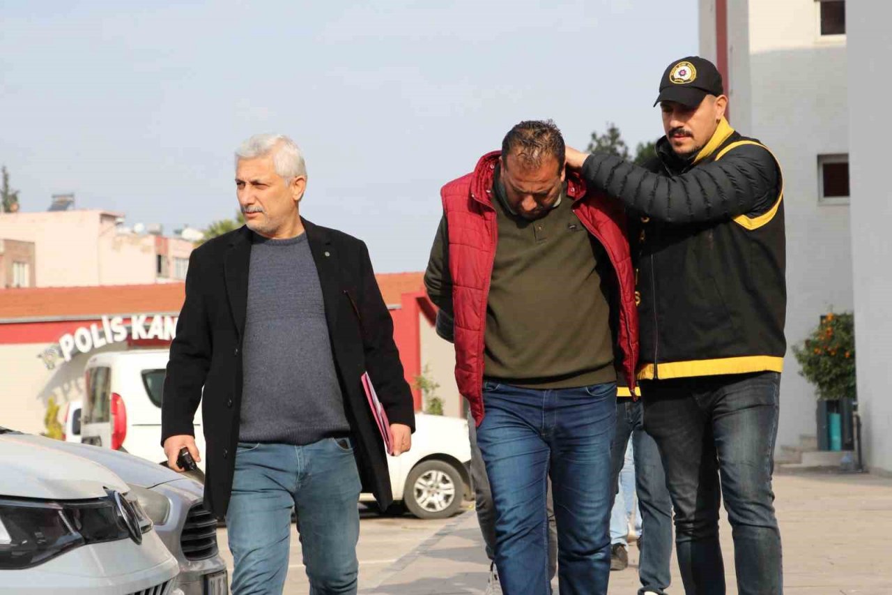 Esnafı ’Kimliğiniz DEAŞ’ın eline geçti’ diyerek 750 bin TL dolandırdılar