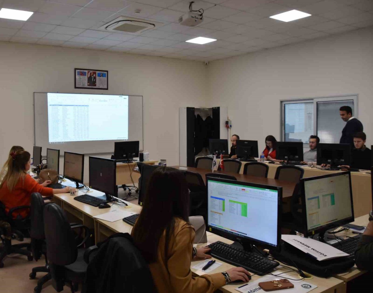 Denizli OSB’de eğitimler devam ediyor