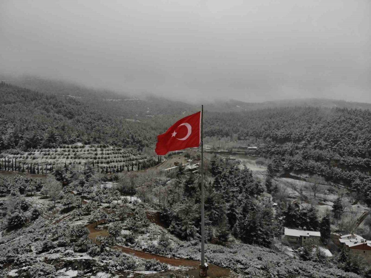 Denizli’de kar manzaraları