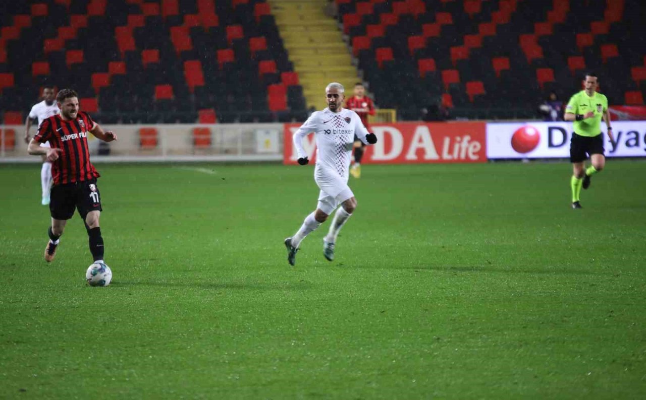 Spor Toto Süper Lig: Gaziantep FK: 4 - A. Hatayspor: 1 (Maç sonucu)