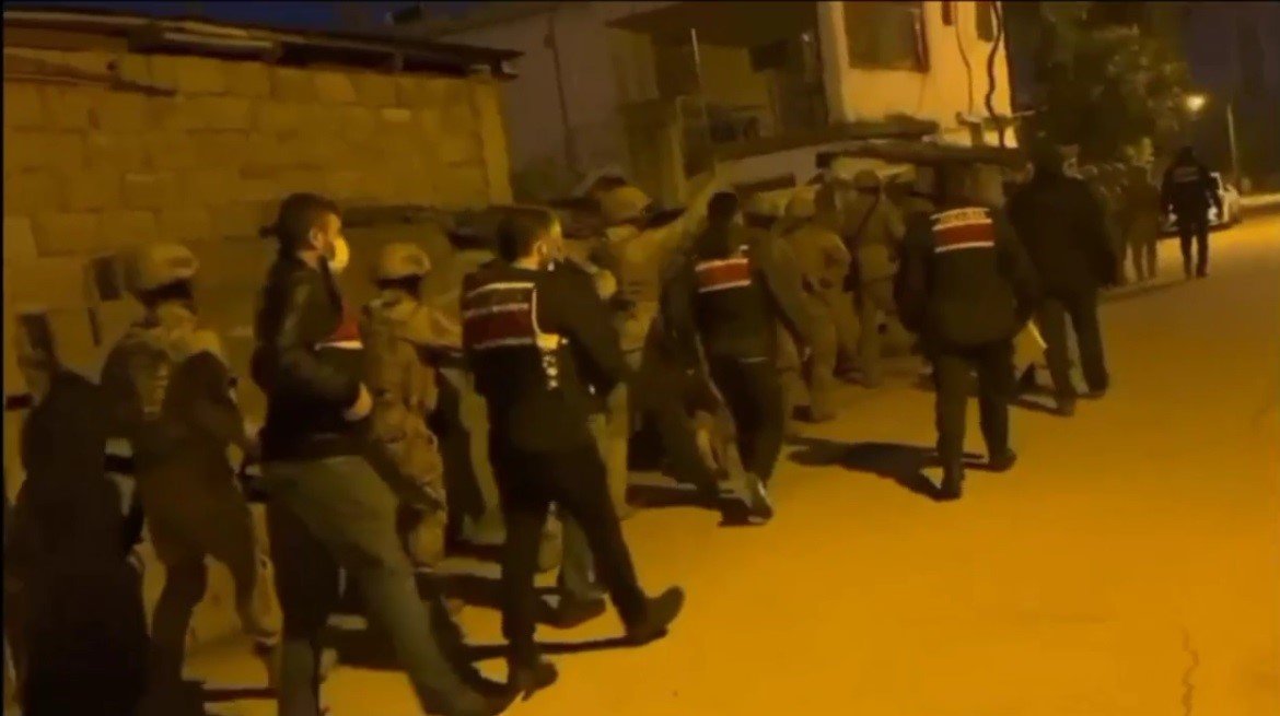 Jandarmadan uyuşturucu operasyonu, 4 şüpheli yakalandı