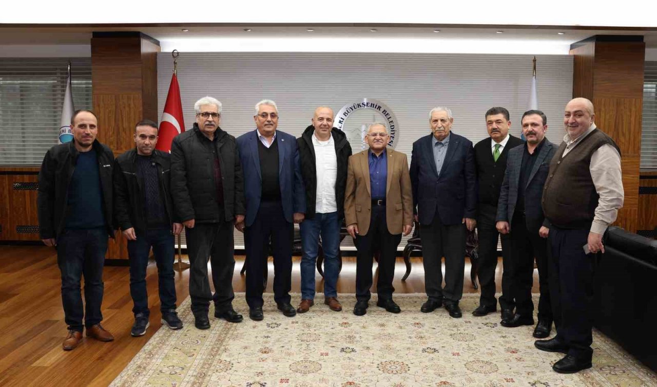 Başkan Büyükkılıç’a esnaflardan ziyaret