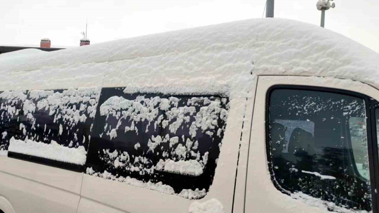 Develi beyaza büründü