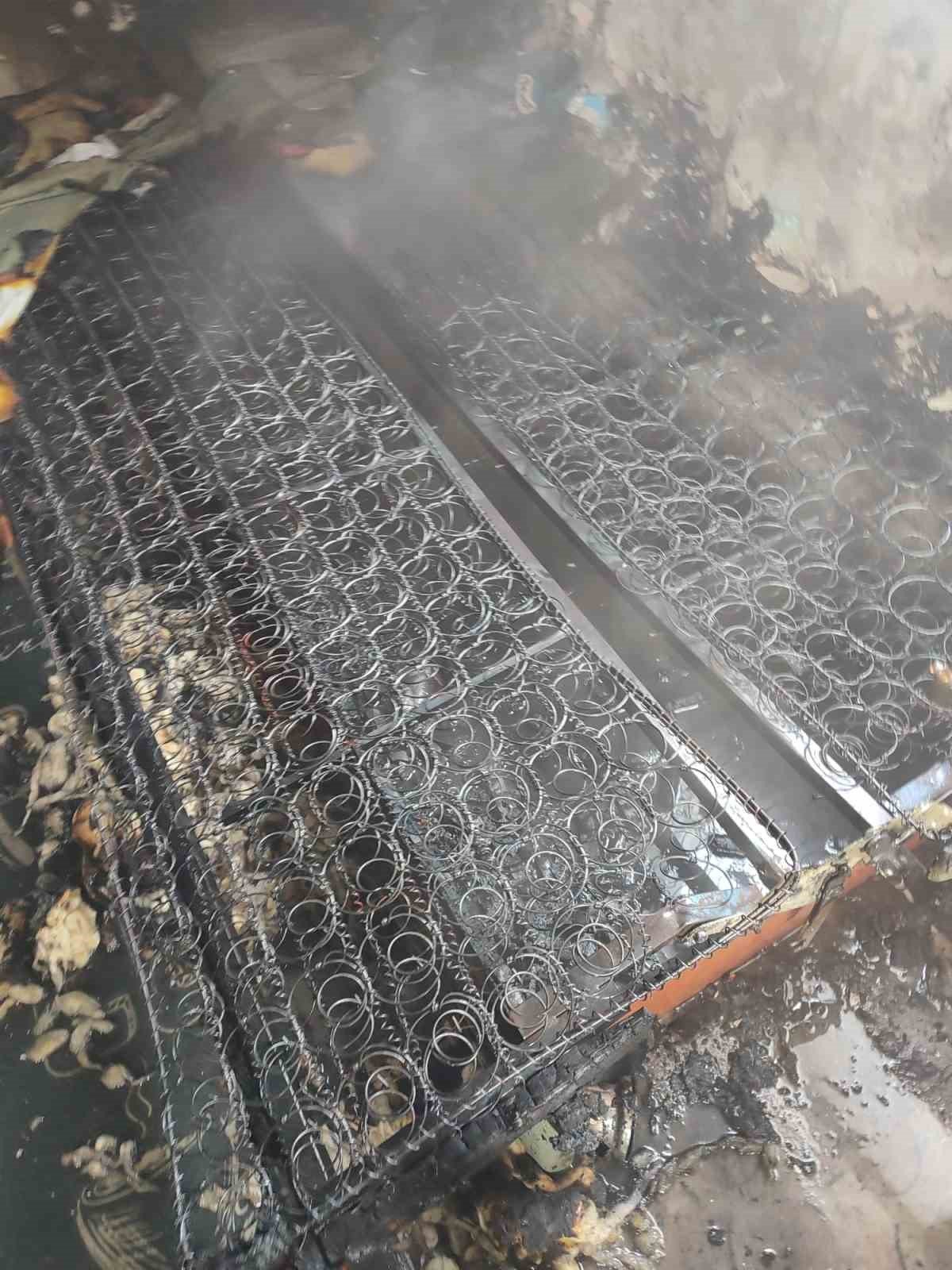 Tekirdağ’da bir evde elektrik kontağından yangın çıktı