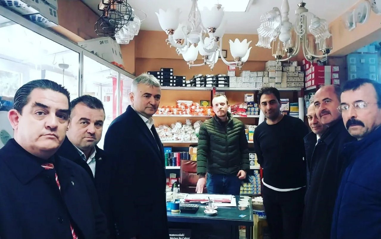 MHP Osmangazi’den esnafa ziyaret