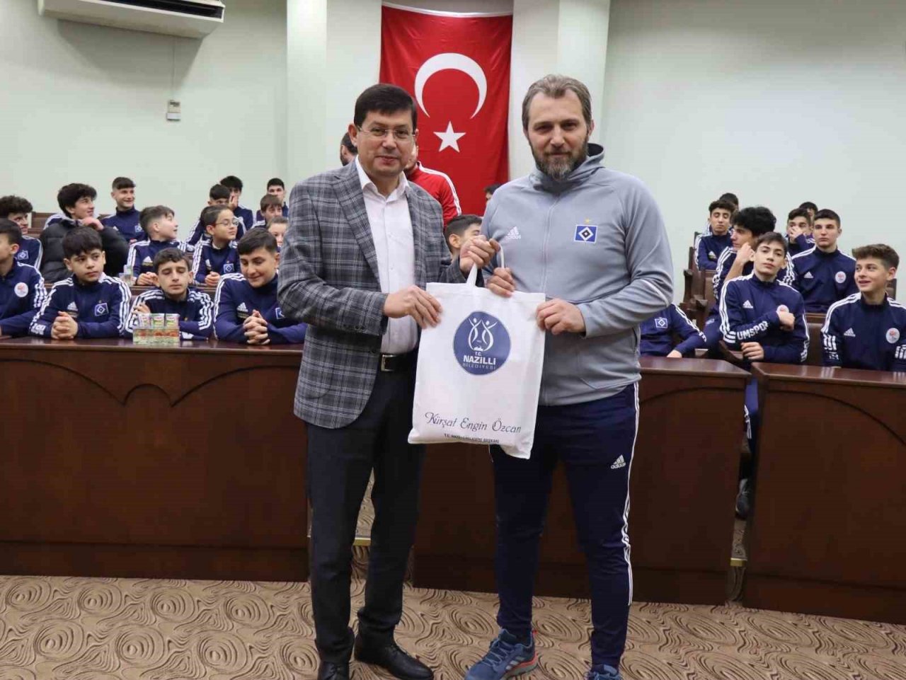 Başkan Özcan: “Nazillimiz sporcu dostu bir kent”