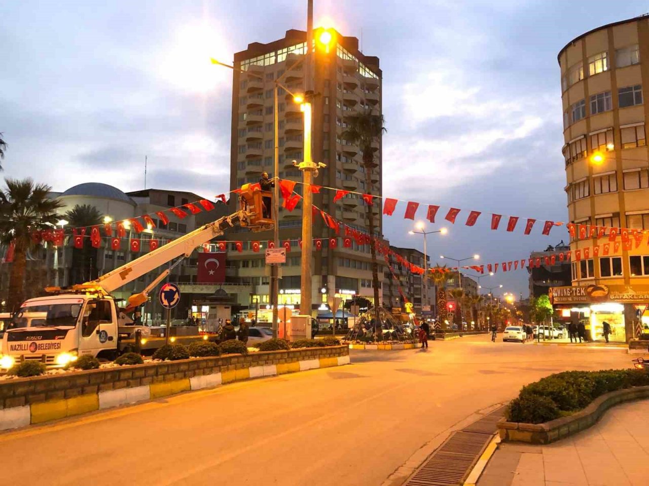 Nazilli son sürat Cumhurbaşkanı Erdoğan’ın ziyaretine hazırlanıyor