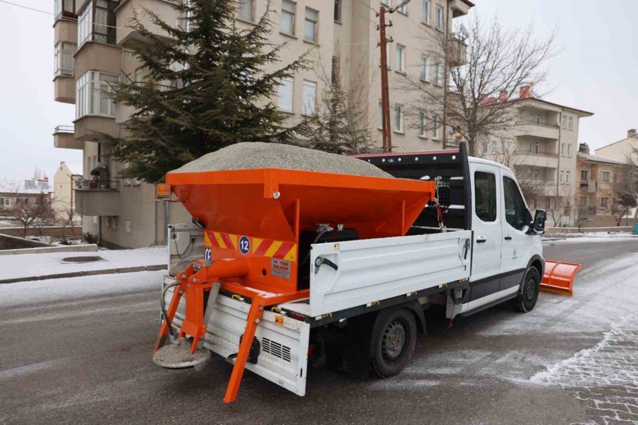 Nevşehir’de 400 personel karla mücadele edecek