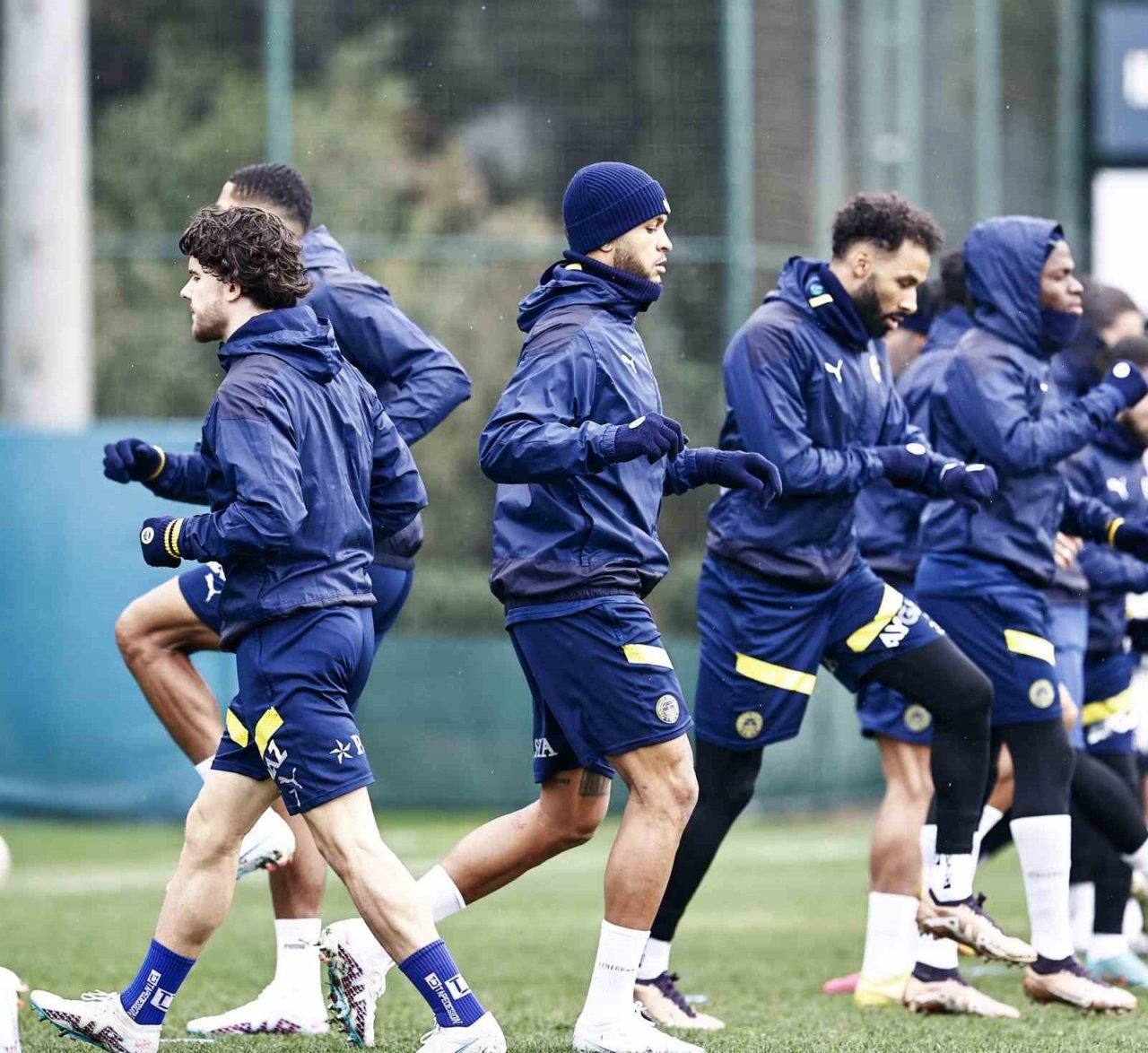 Fenerbahçe, Adana Demirspor maçı hazırlıklarını tamamladı