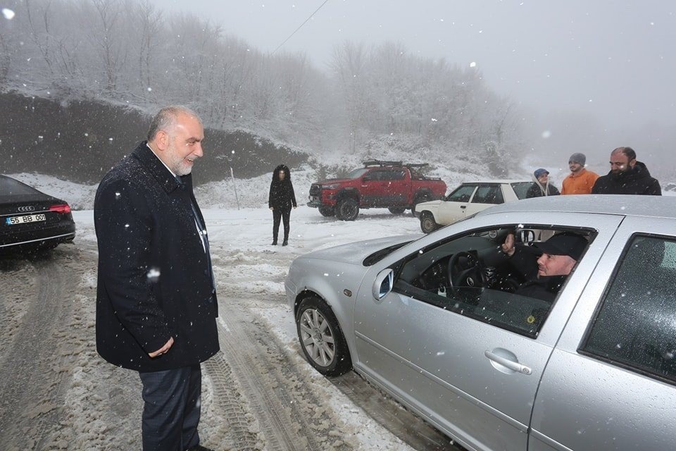 Canik’te karla mücadele