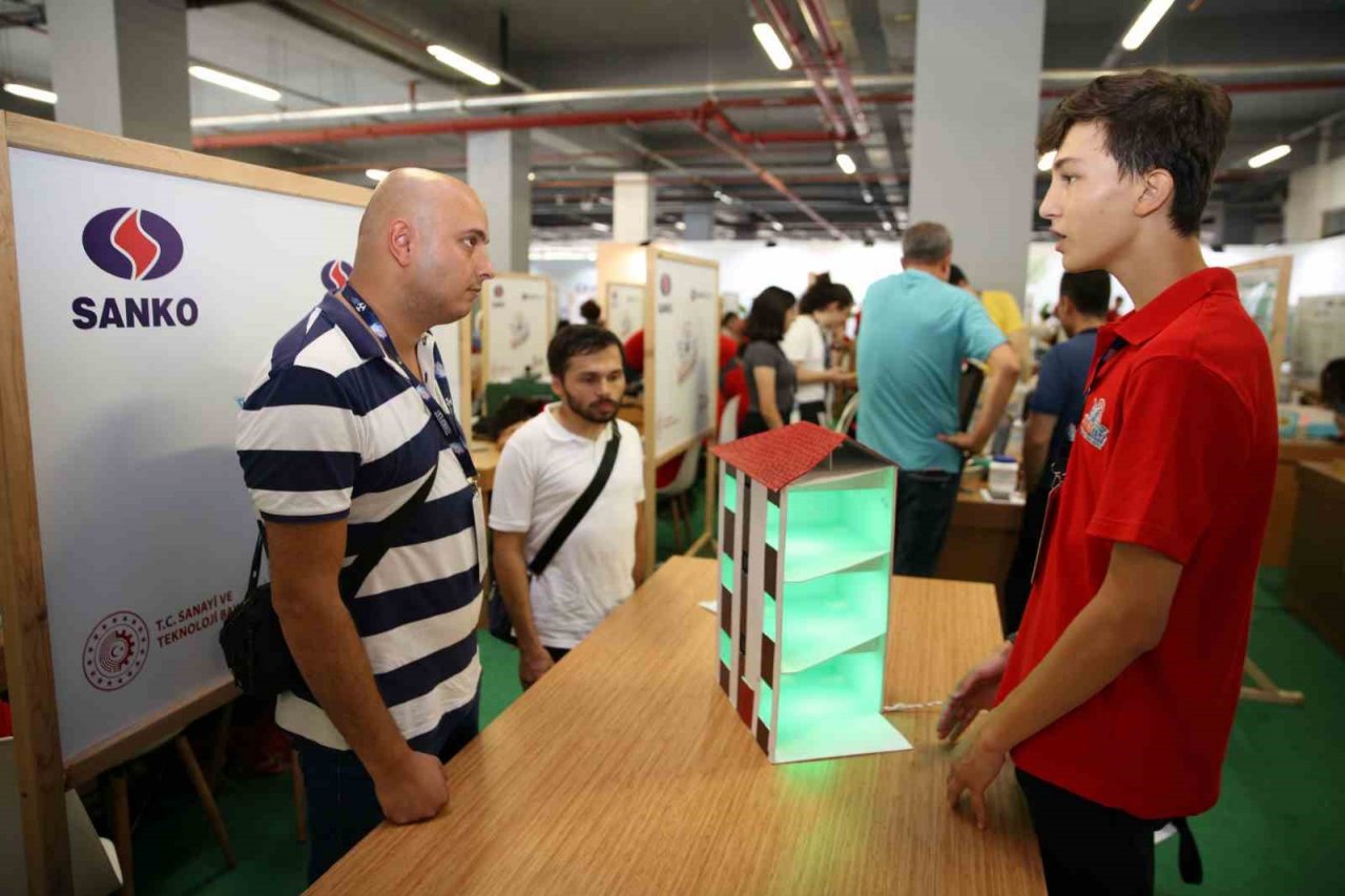 SANKO geleceğin teknolojilerini üretecek gençleri destekliyor