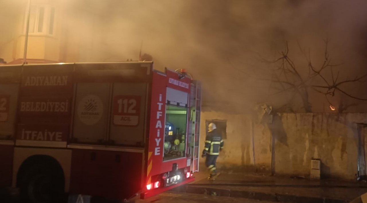 Boş evde yangın çıktı