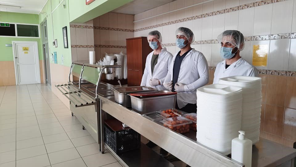 Aşçı ve aşçı yardımcılarından ortak menü