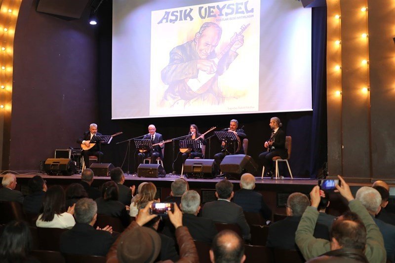 Aşık Veysel, vefatının 50. yıl dönümünde anıldı