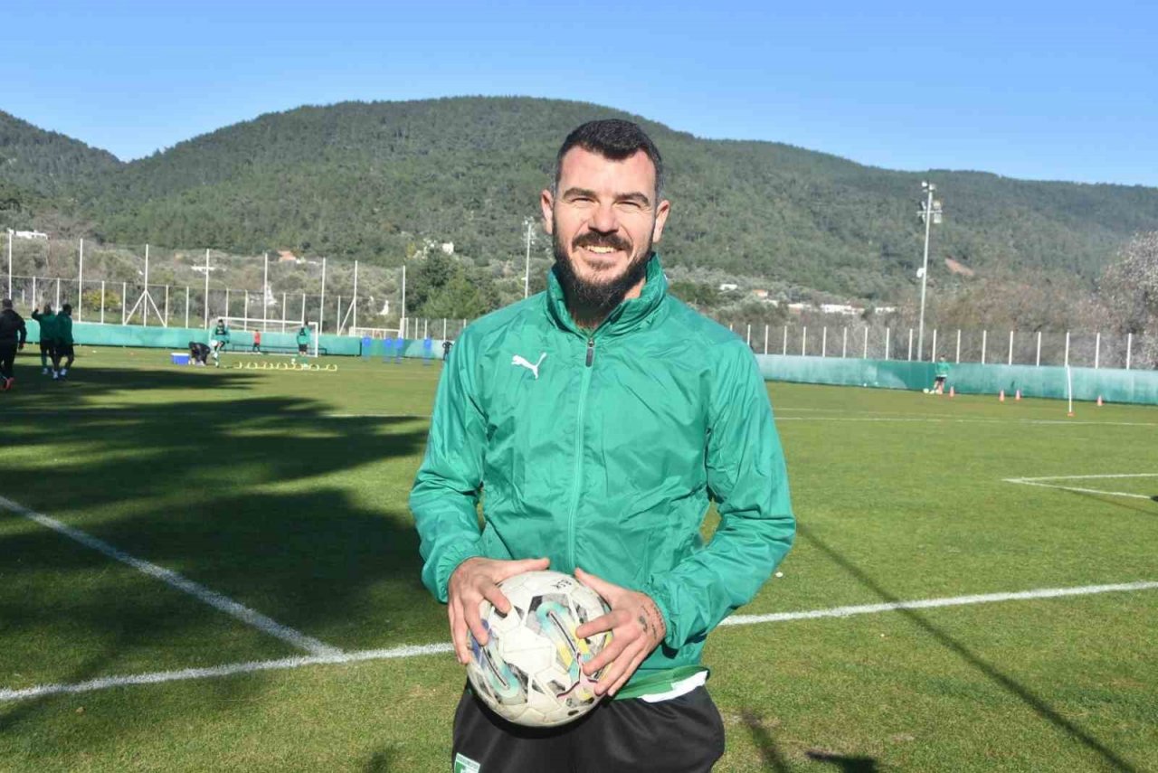 İsmet Taşdemir: "Bizim hedefimiz ilk 10"