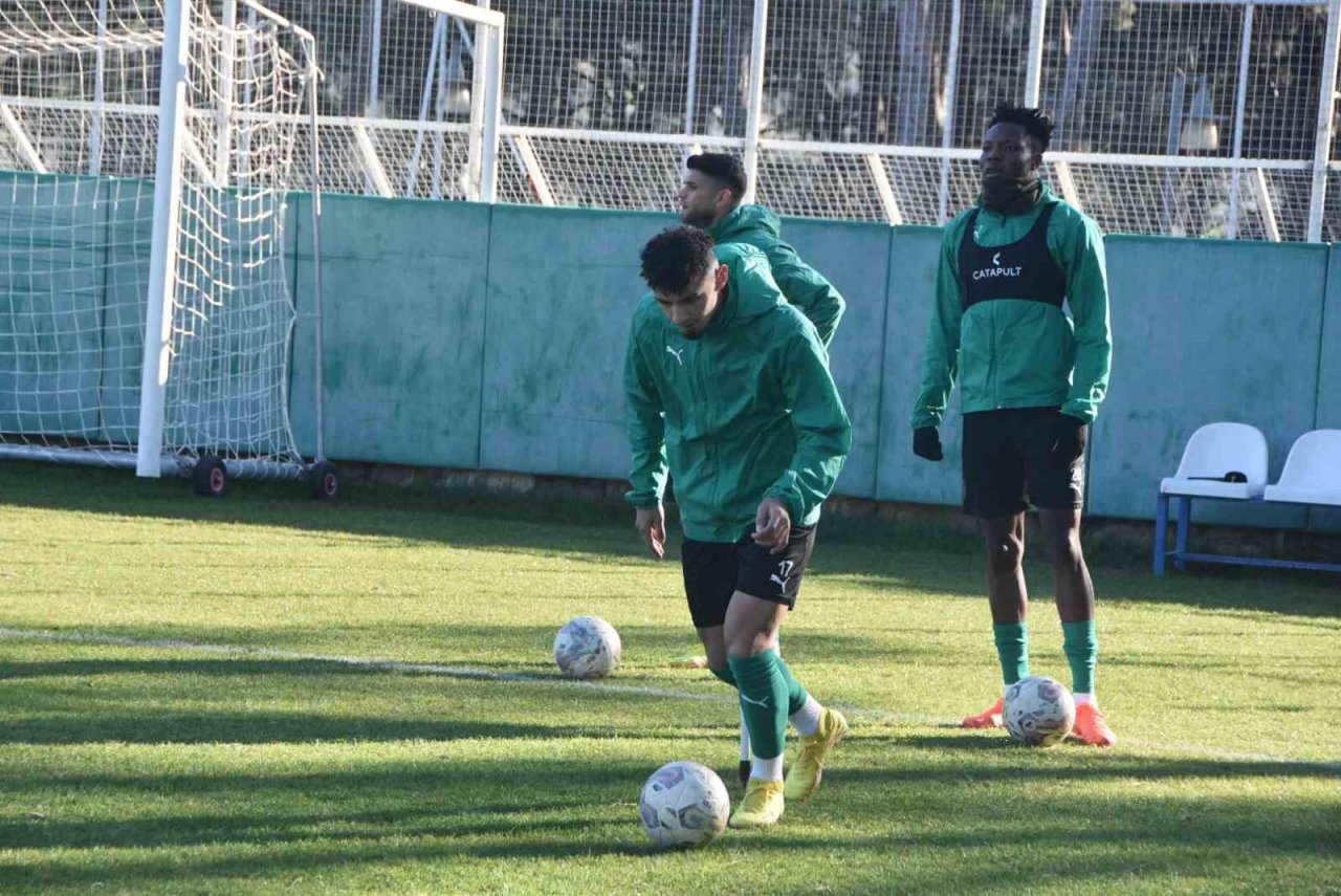 İsmet Taşdemir: "Bizim hedefimiz ilk 10"