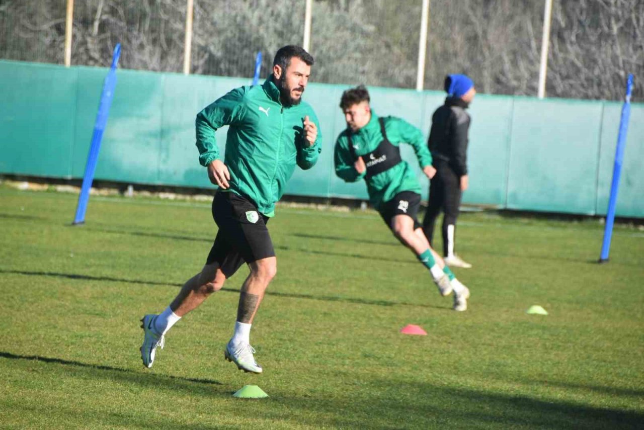 İsmet Taşdemir: "Bizim hedefimiz ilk 10"