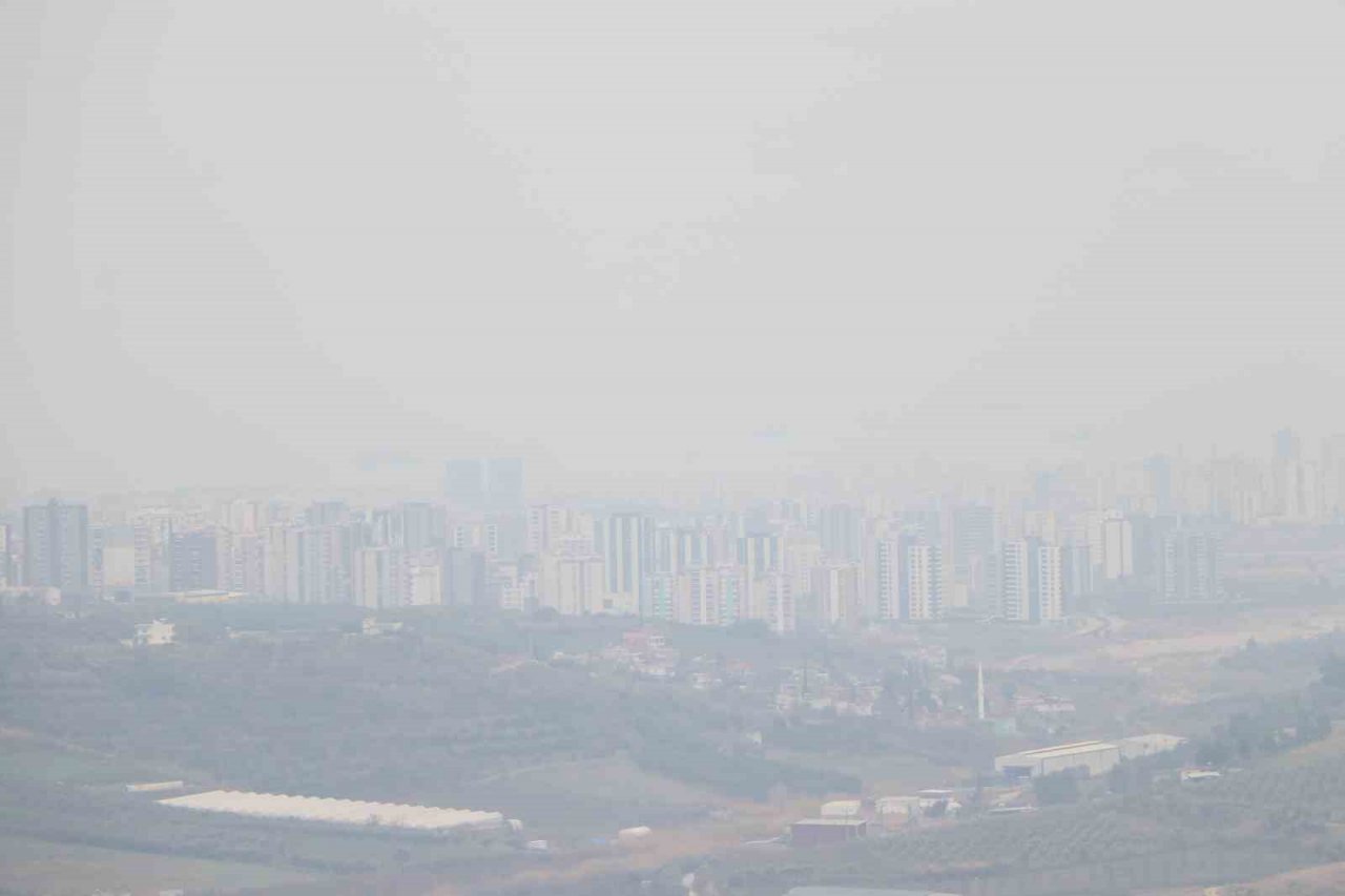 Mersinliler neredeyse her gün kirli hava soluyor