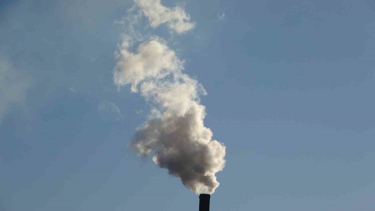 Mersinliler neredeyse her gün kirli hava soluyor