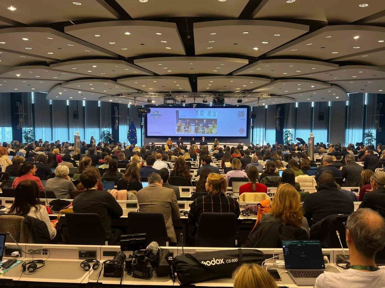 Başkan Gümrükçü, Brüksel’deki iklim zirvesinde Türkiye’yi temsil etti