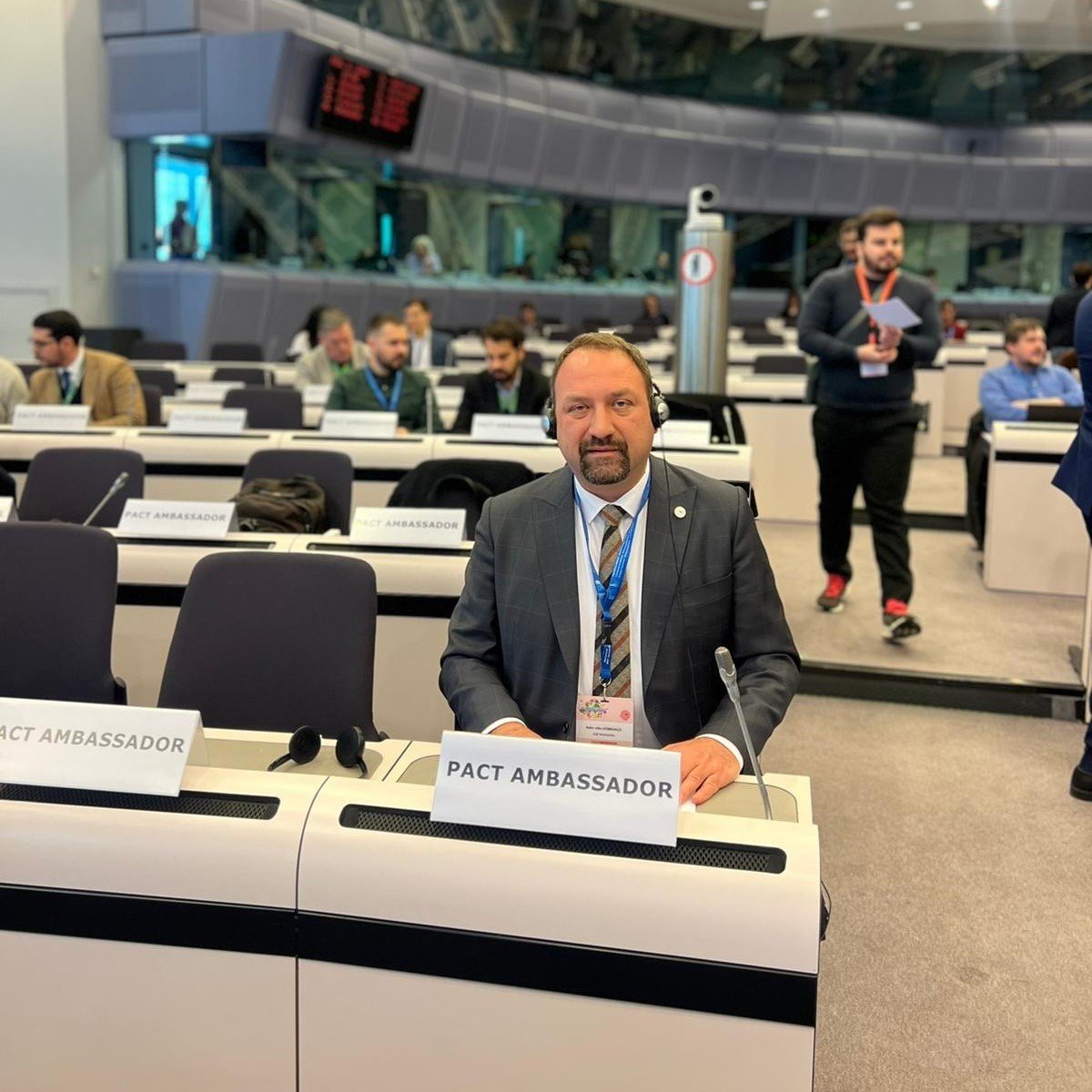 Başkan Gümrükçü, Brüksel’deki iklim zirvesinde Türkiye’yi temsil etti