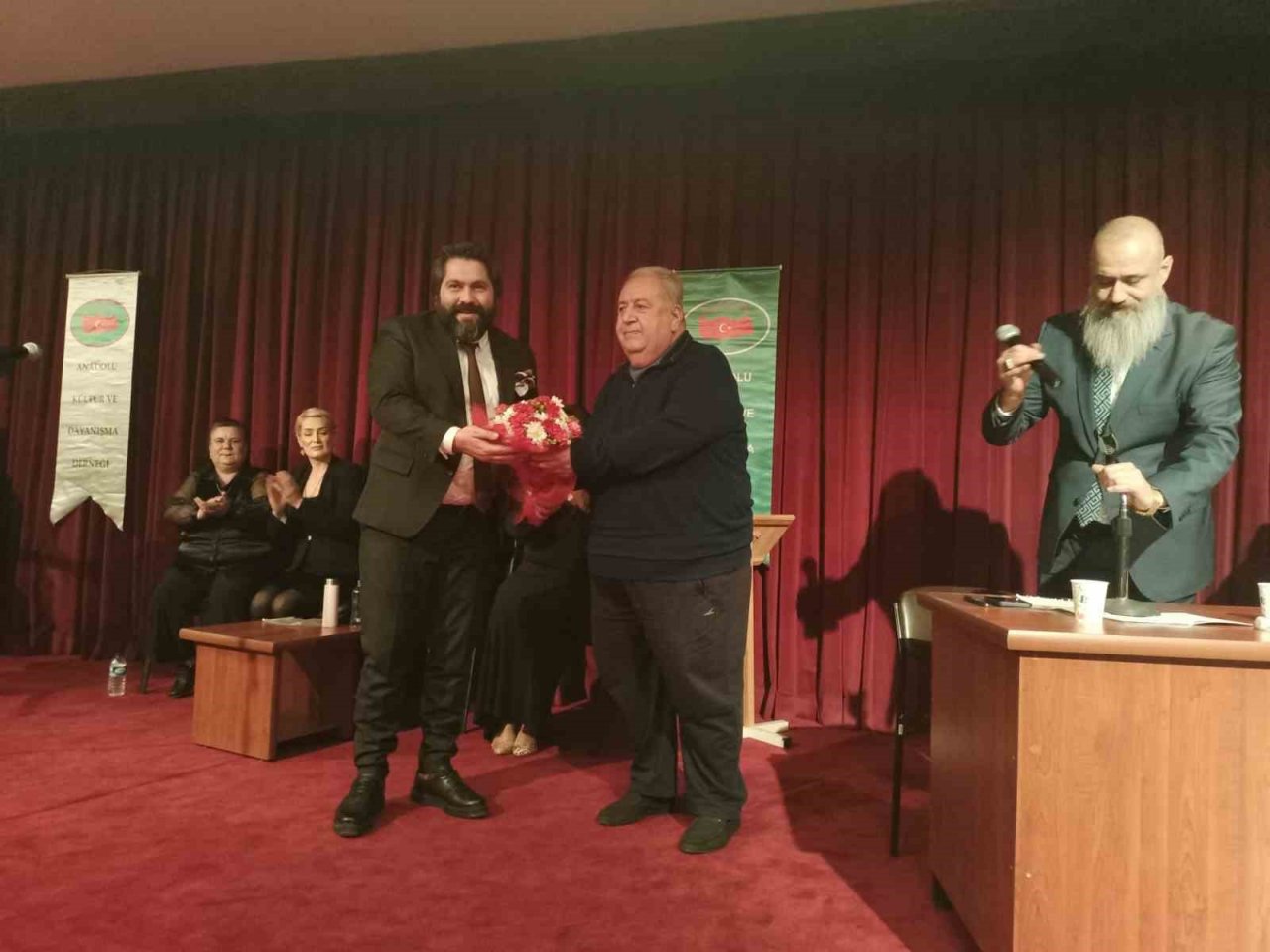 Eskişehirli şair Fikret Akın’a vefa programı