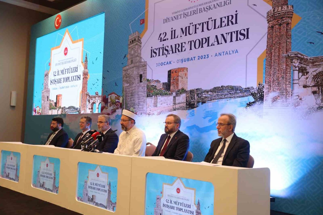 Diyanet İşleri Başkanı Erbaş: “Hastalıklı zihniyetlerle mücadeleye en güçlü şekilde devam edilecek”
