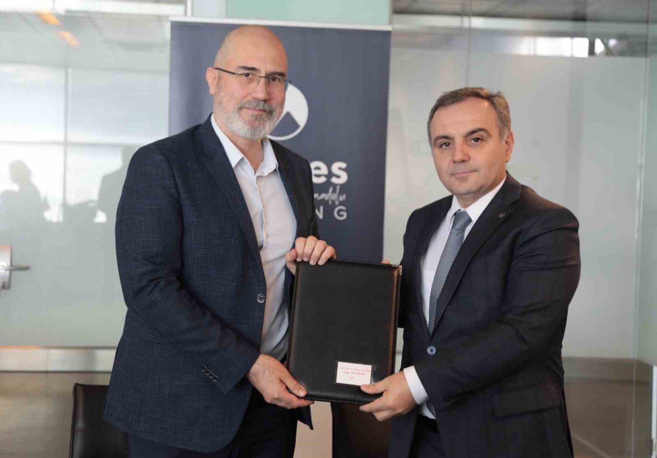 ERÜ ile Erciyes Anadolu Holding arasında işbirliği protokolü imzalandı