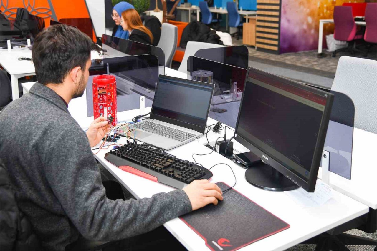 ETÜ TEKNOFEST’e akademik paydaş oldu