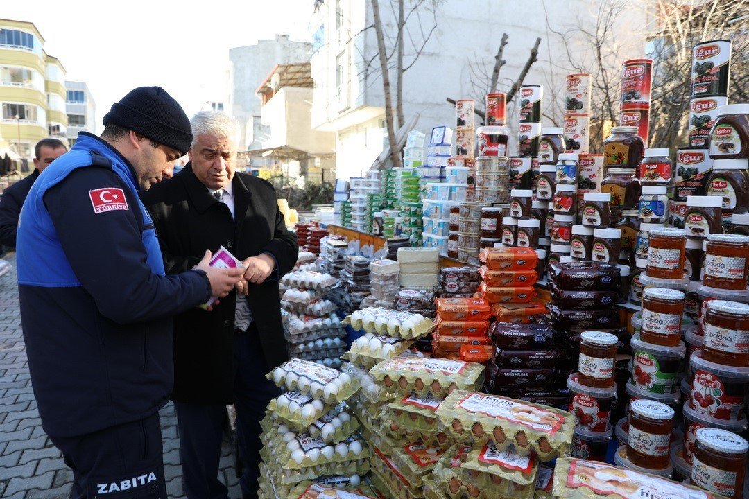 Semt pazarlarında denetim
