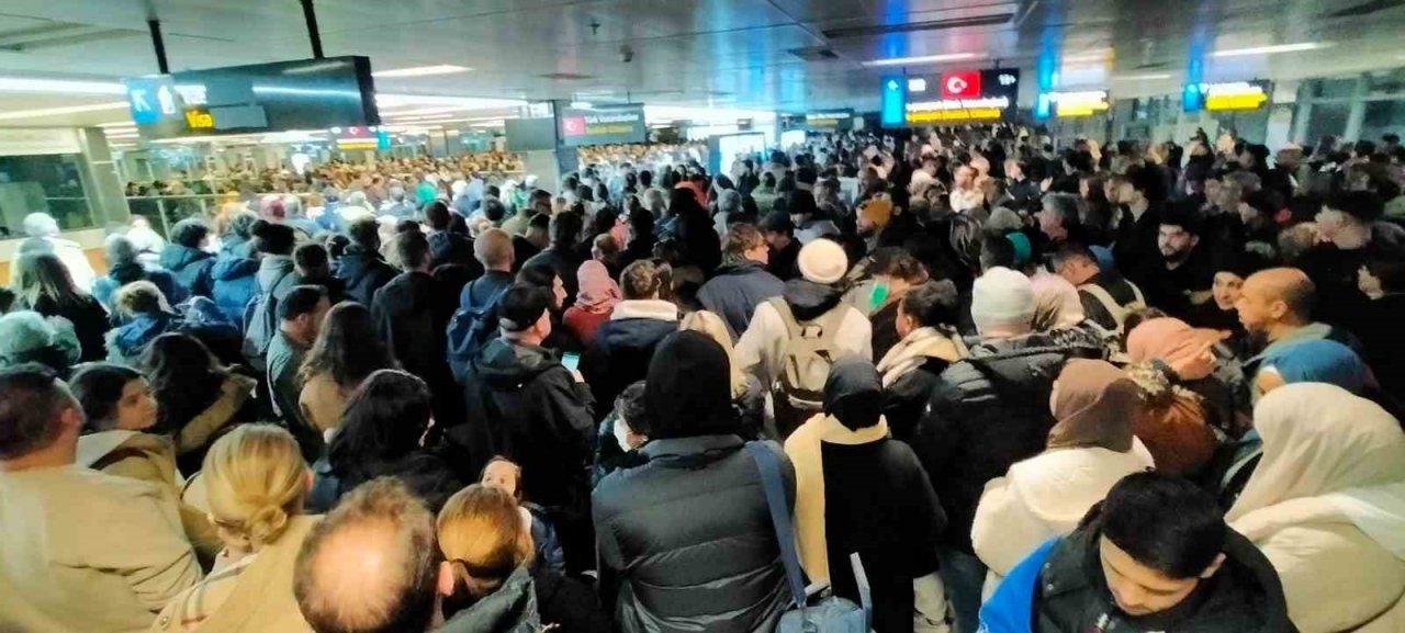 Sabiha Gökçen Havalimanı’nda elektrik kesintisi yaşandı